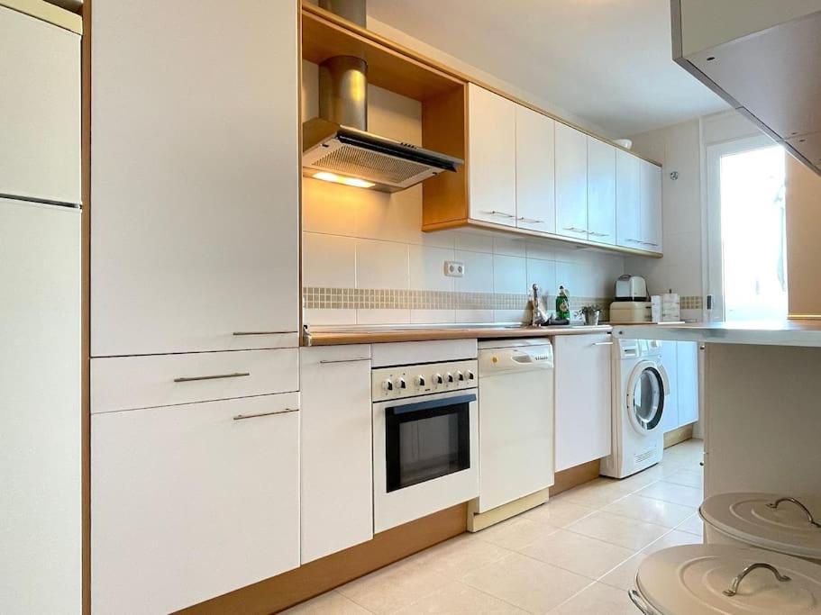 Navigolf La Cala De Mijas, Scandinavian Style 3 Bed Townhouse By Solrentspain. Málaga